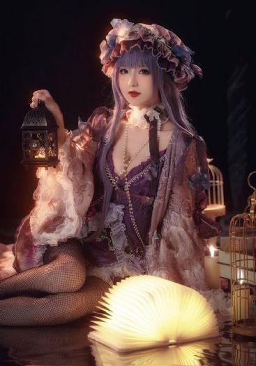 高冷美女被灌醉无力反抗_超清HD高清在线观看