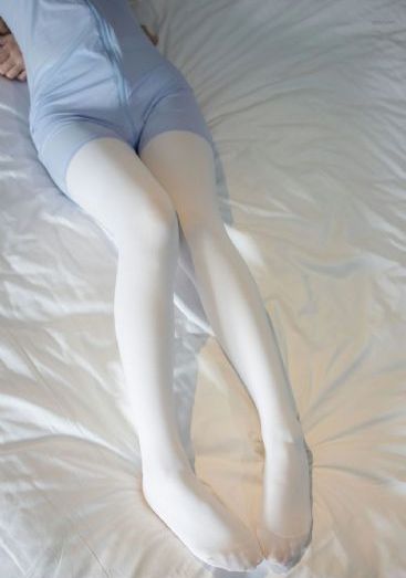 女大学生特殊的精油按摩_720神马影院在线