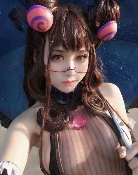 俄罗斯女子学院激情系列_蓝光在线观看