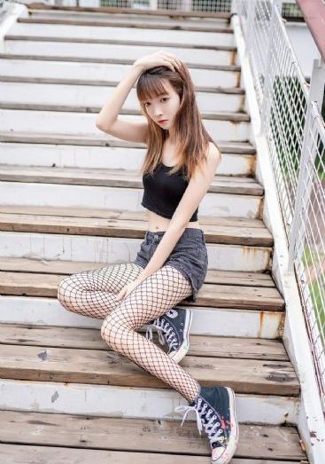 家庭教师大姐姐_DVD电影在线观看