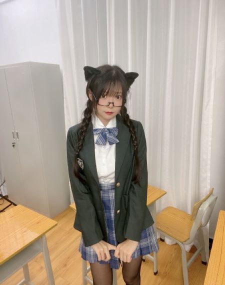 5个女警的初苞被强开_剧情片HD在线观看